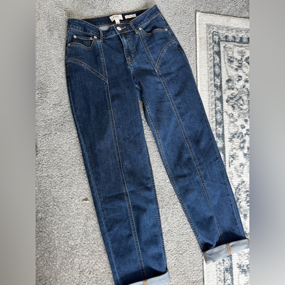 LOGO by Lori Goldstein Regular Indigo Seamed Boyfriend Jeans Size 2
